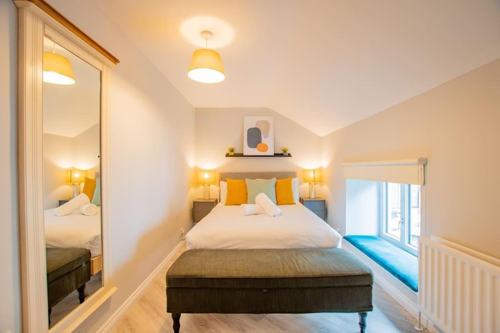 Cosy Retreat In The City Centre กัลเวย์ ภายนอก รูปภาพ