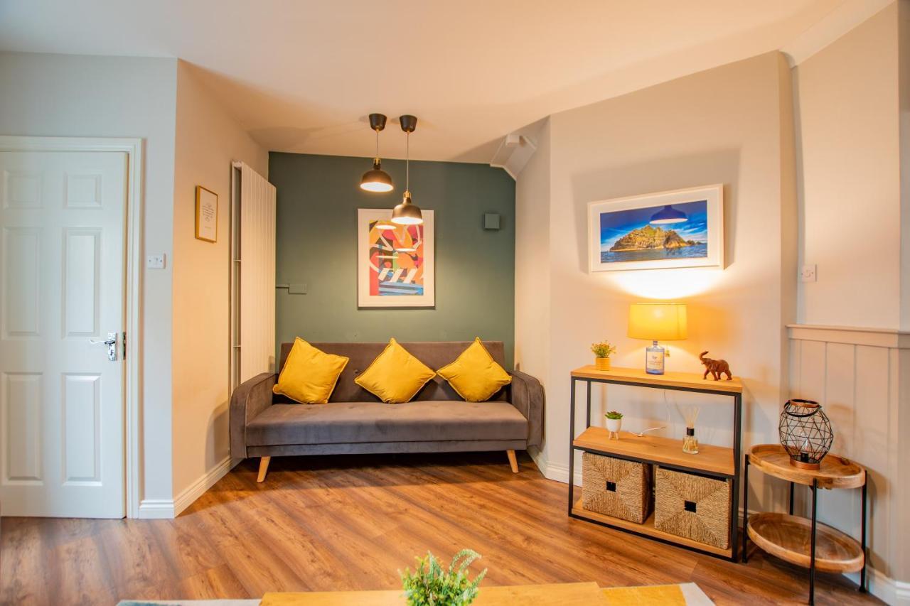 Cosy Retreat In The City Centre กัลเวย์ ภายนอก รูปภาพ