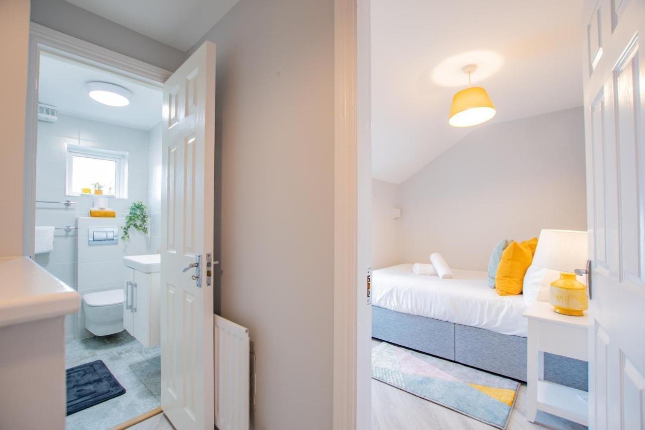 Cosy Retreat In The City Centre กัลเวย์ ภายนอก รูปภาพ