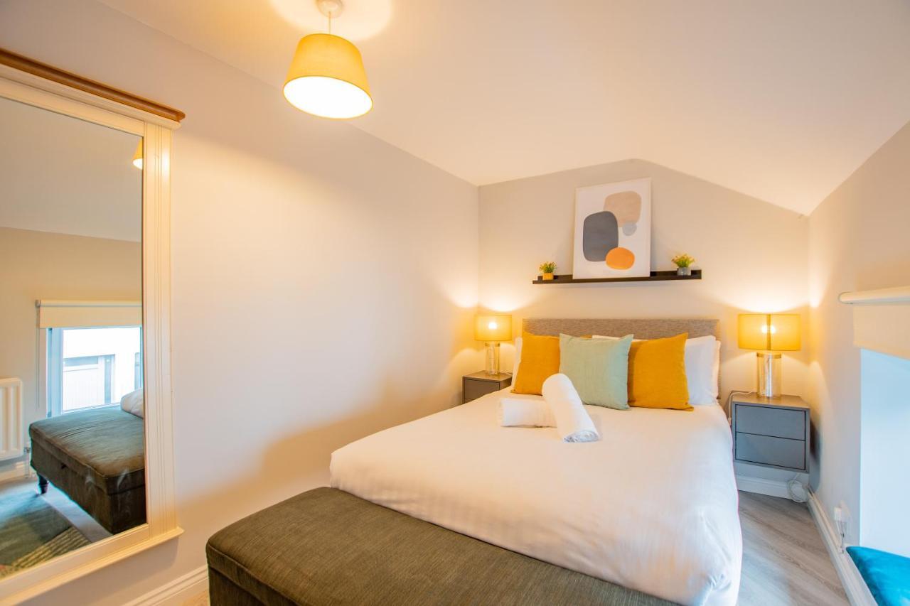 Cosy Retreat In The City Centre กัลเวย์ ภายนอก รูปภาพ