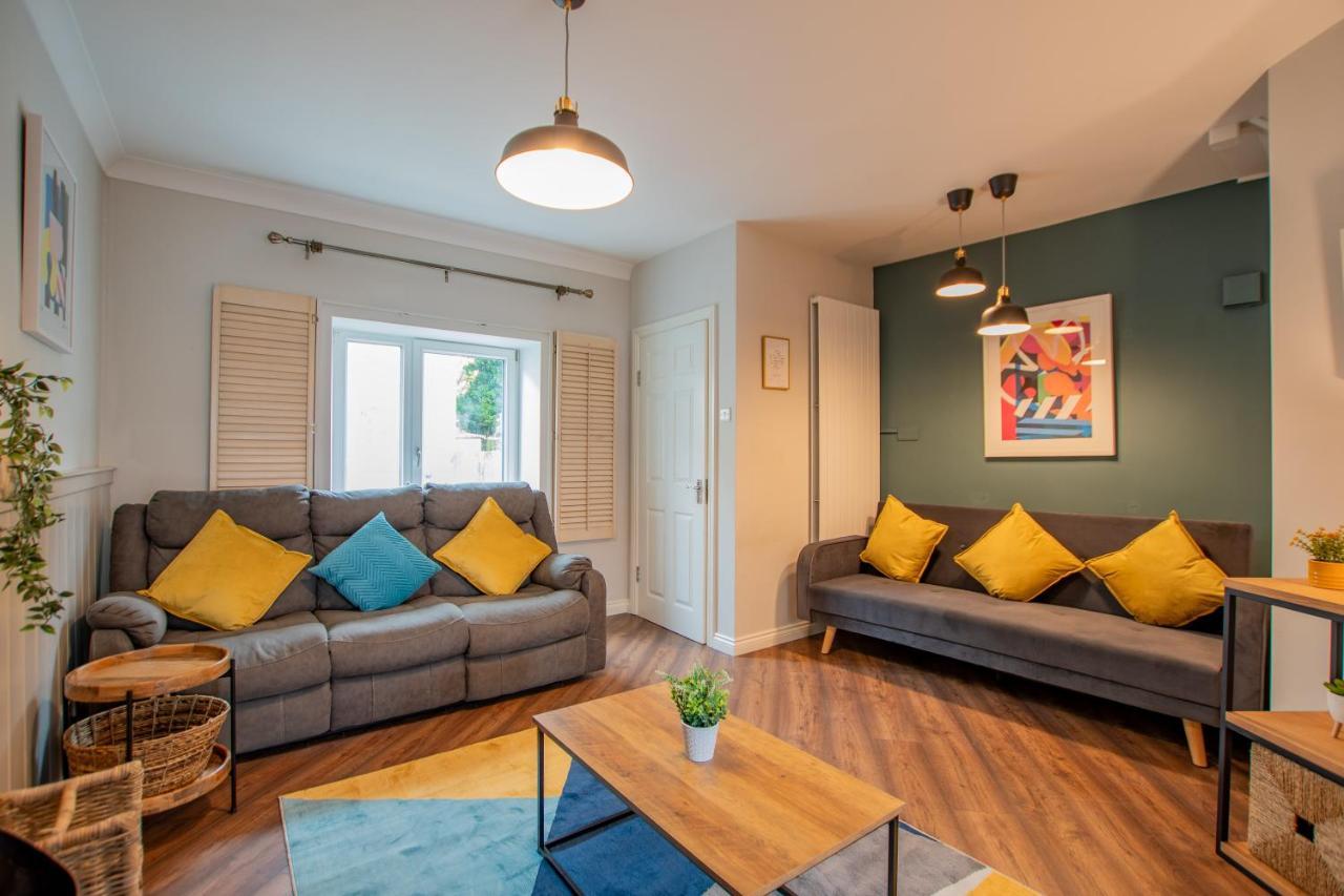 Cosy Retreat In The City Centre กัลเวย์ ภายนอก รูปภาพ