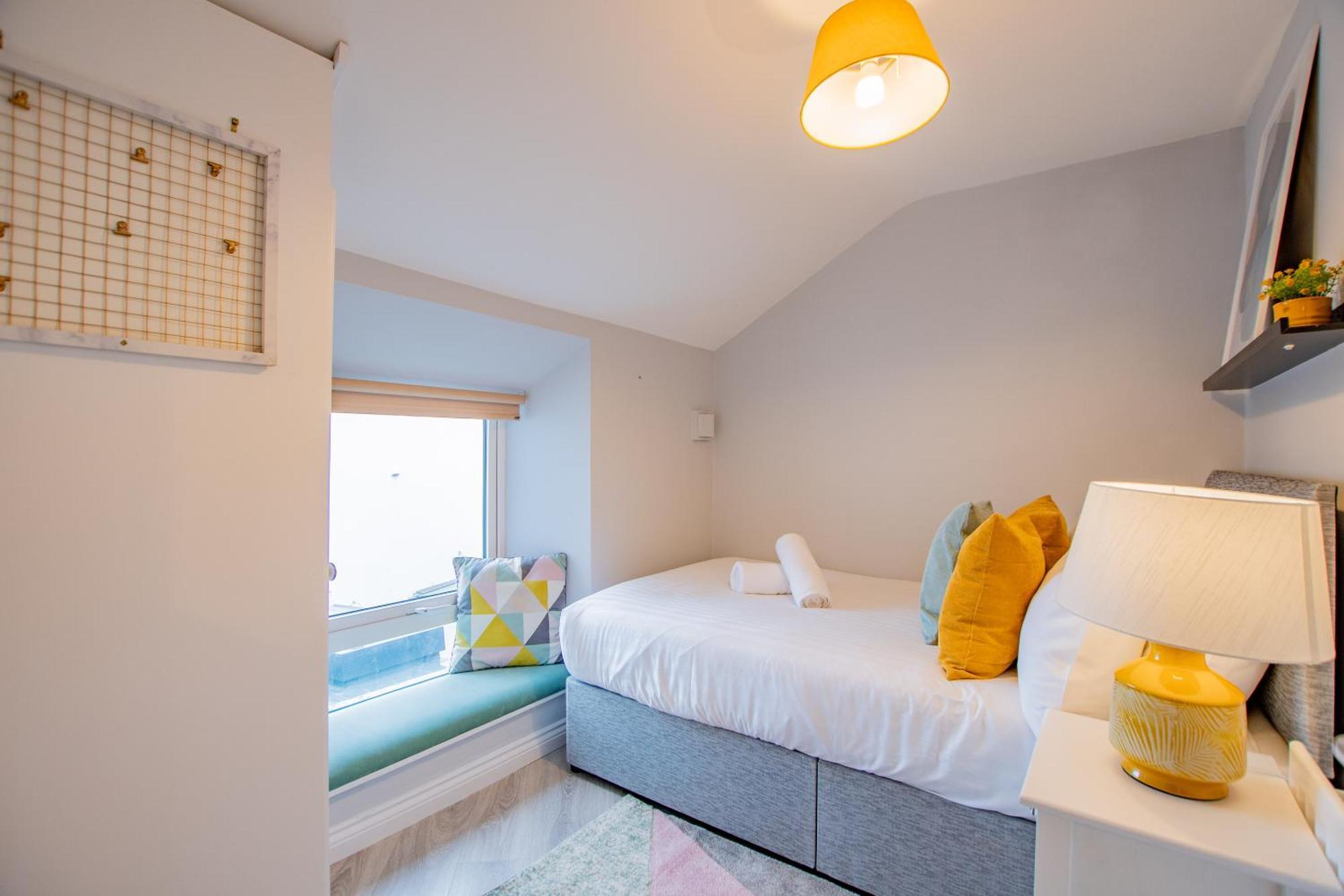 Cosy Retreat In The City Centre กัลเวย์ ภายนอก รูปภาพ