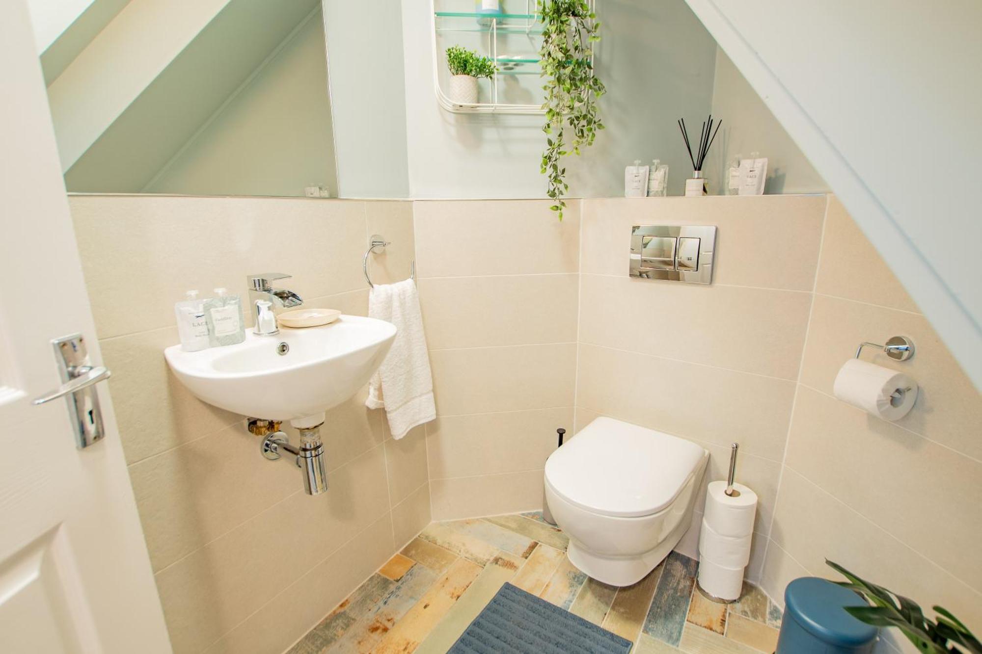 Cosy Retreat In The City Centre กัลเวย์ ภายนอก รูปภาพ